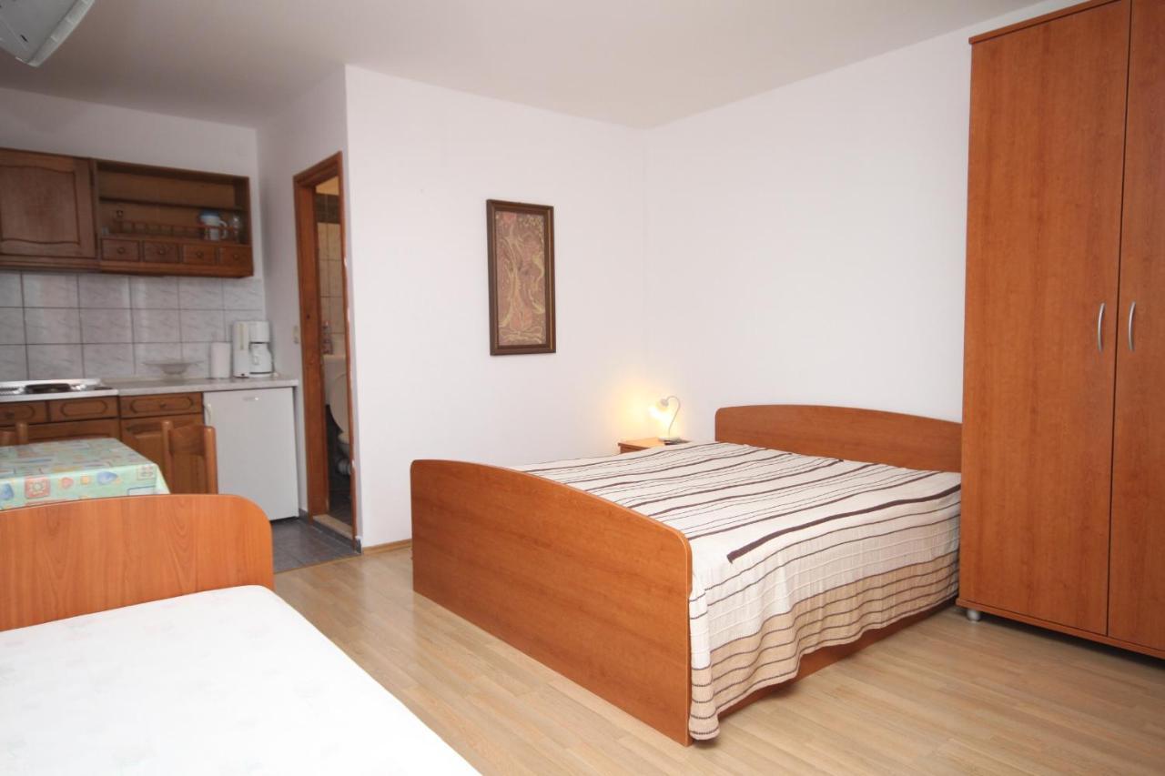 Apartments With A Parking Space Makarska - 6693 外观 照片